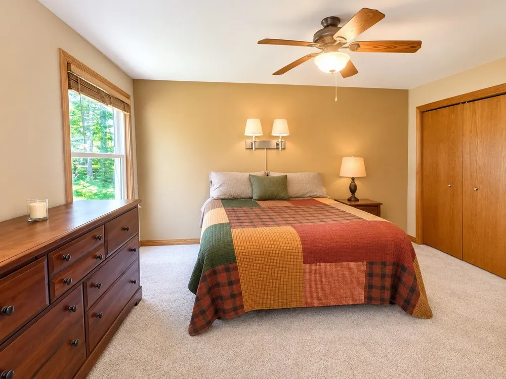 1401 Ryans Pond Green Lake Township, MI 49637