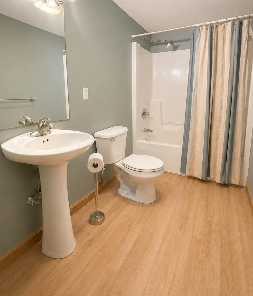 1401 Ryans Pond Green Lake Township, MI 49637