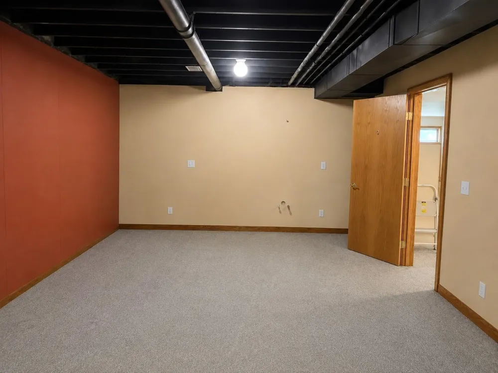 1401 Ryans Pond Green Lake Township, MI 49637