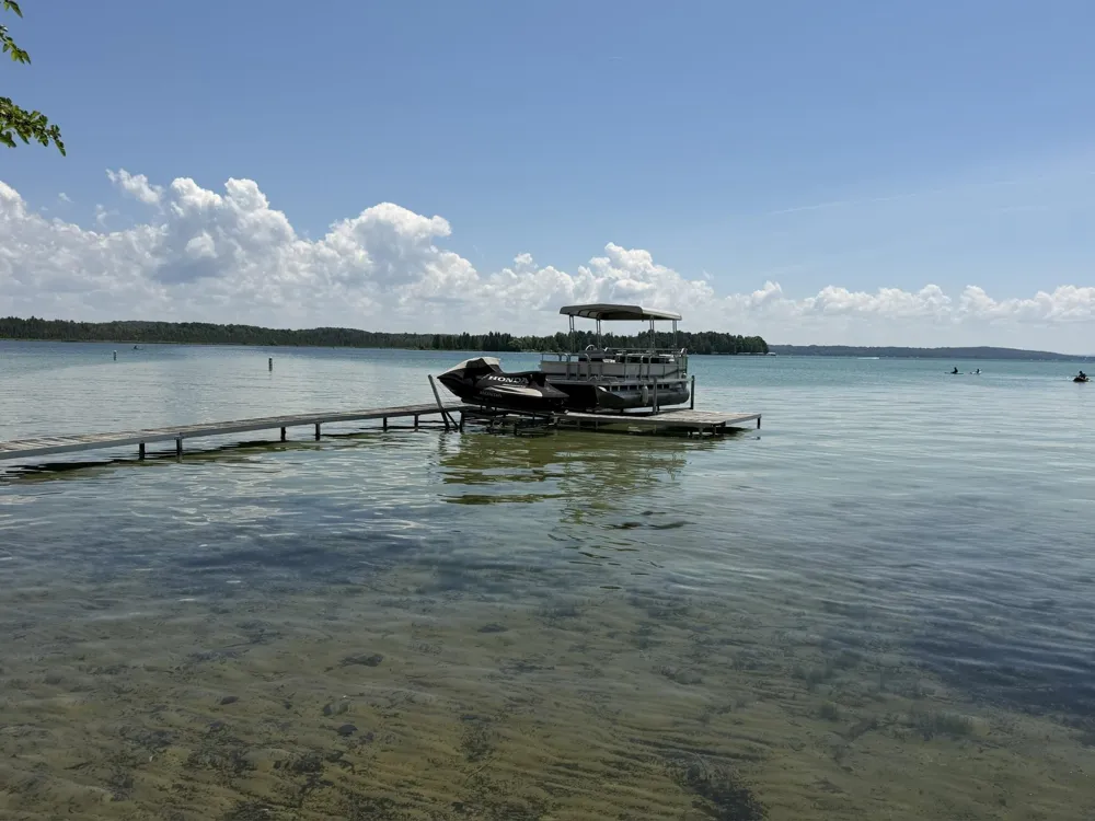 7285 Cairn Highway Milton Township, MI 49648
