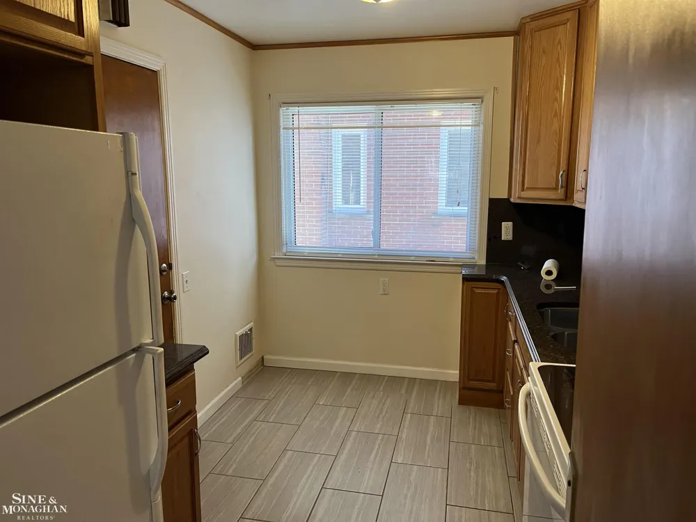 1351 Somerset Avenue Grosse Pointe Park City, MI 48230