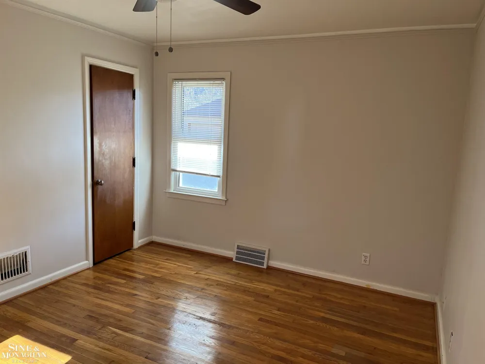 1351 Somerset Avenue Grosse Pointe Park City, MI 48230