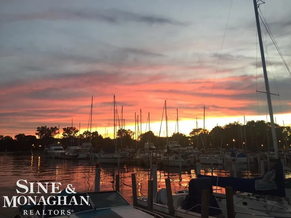 1351 Somerset Avenue Grosse Pointe Park City, MI 48230
