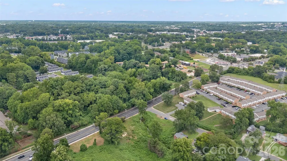 1813 West Boulevard Charlotte, NC 28208