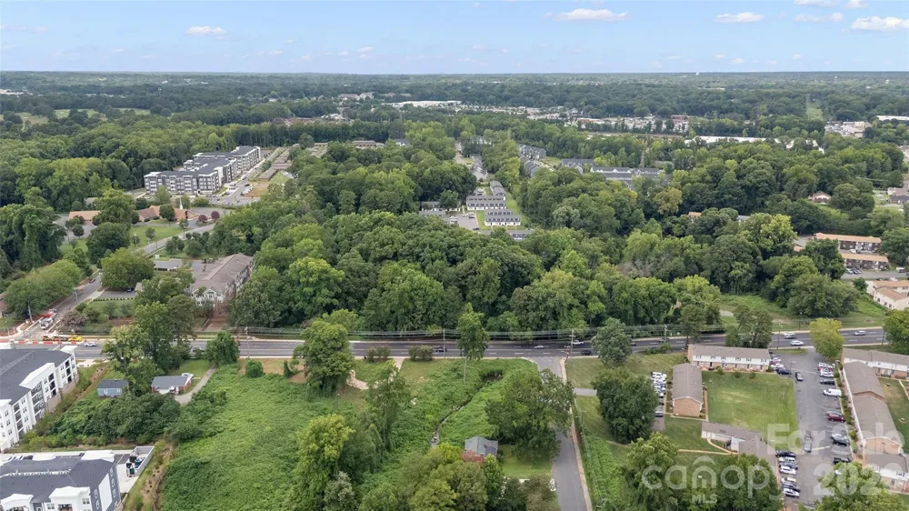 1813 West Boulevard Charlotte, NC 28208