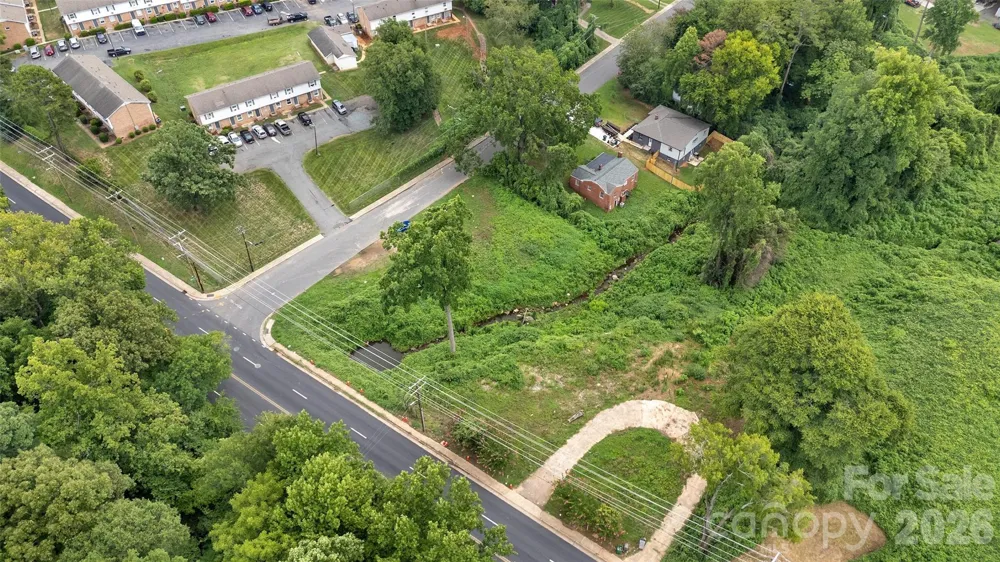 1813 West Boulevard Charlotte, NC 28208