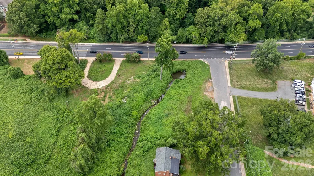 1813 West Boulevard Charlotte, NC 28208