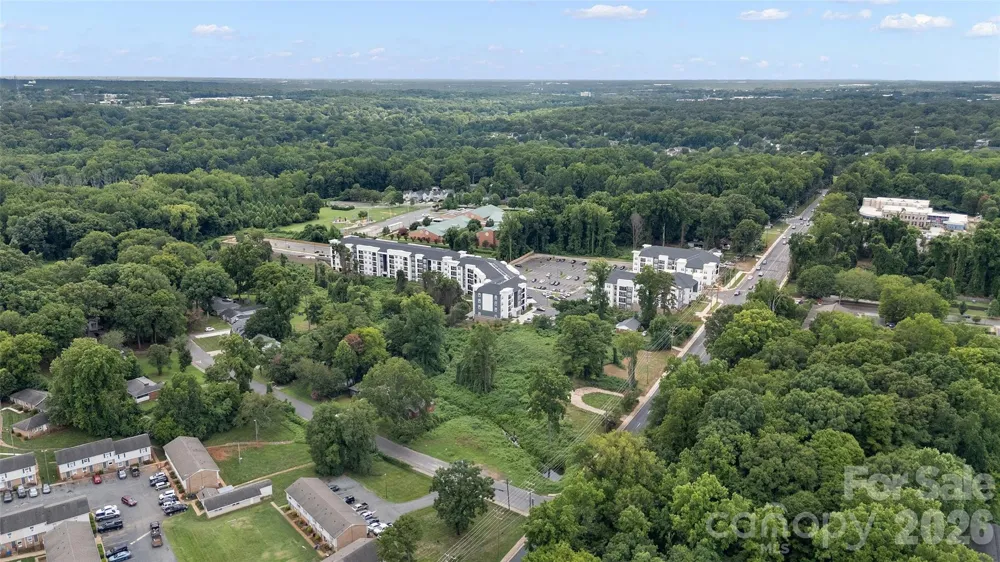 1813 West Boulevard Charlotte, NC 28208