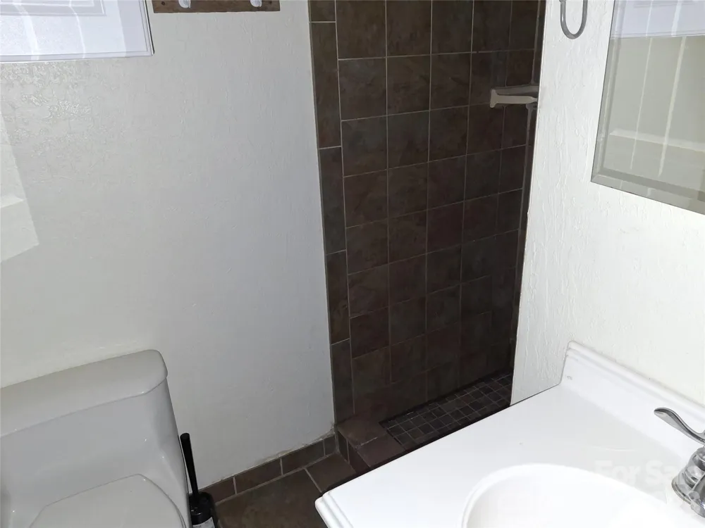 232 Tilson Drive Mars Hill, NC 28754