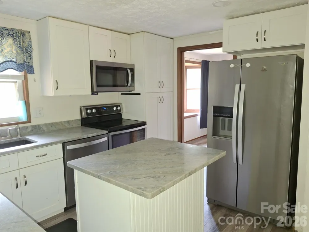 232 Tilson Drive Mars Hill, NC 28754