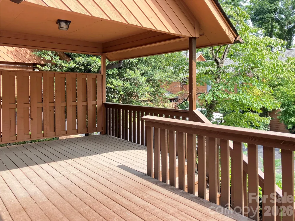 25 Village Drive Asheville, NC 28803