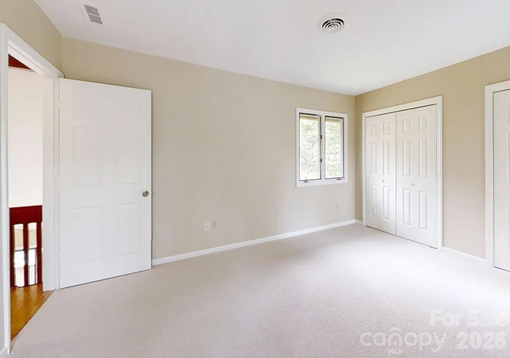 25 Village Drive Asheville, NC 28803