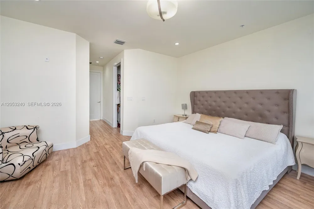 10265 NW 63rd Ter #204 Doral, FL 33178