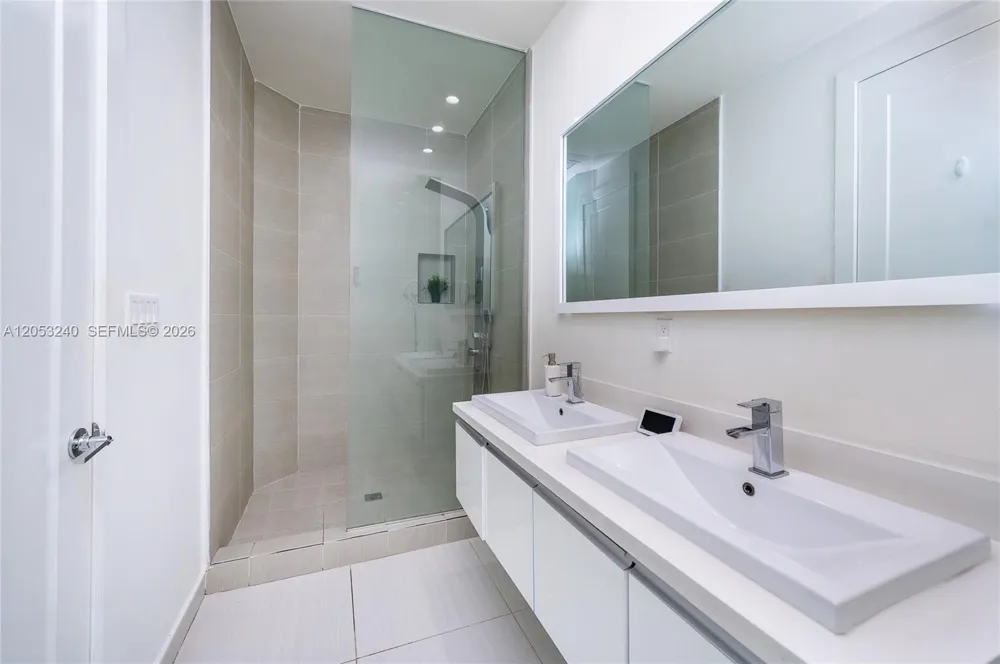 10265 NW 63rd Ter #204 Doral, FL 33178