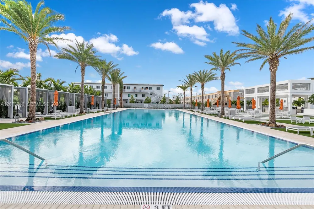 10265 NW 63rd Ter #204 Doral, FL 33178