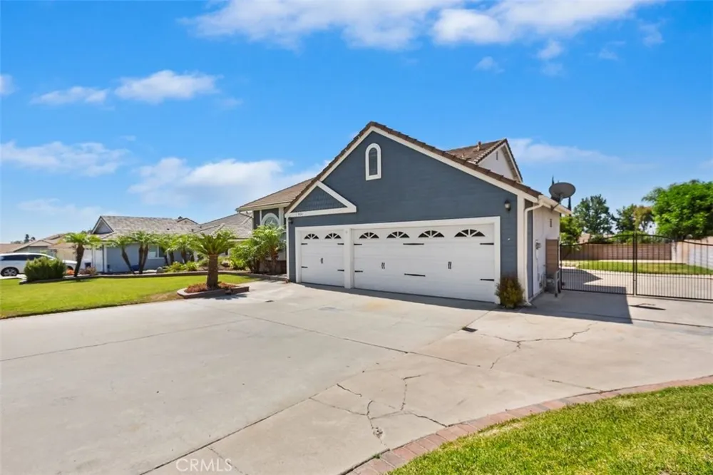910 W 21st Street Upland, CA 91784