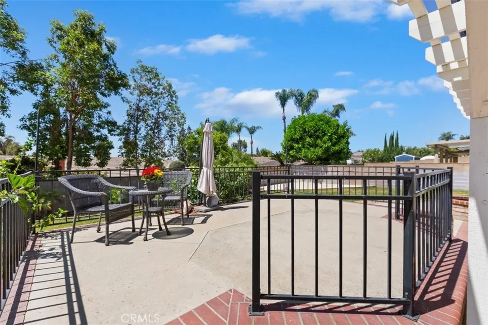 910 W 21st Street Upland, CA 91784