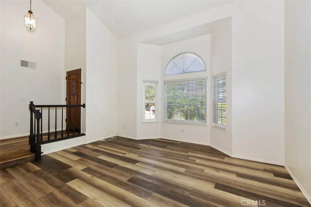910 W 21st Street Upland, CA 91784
