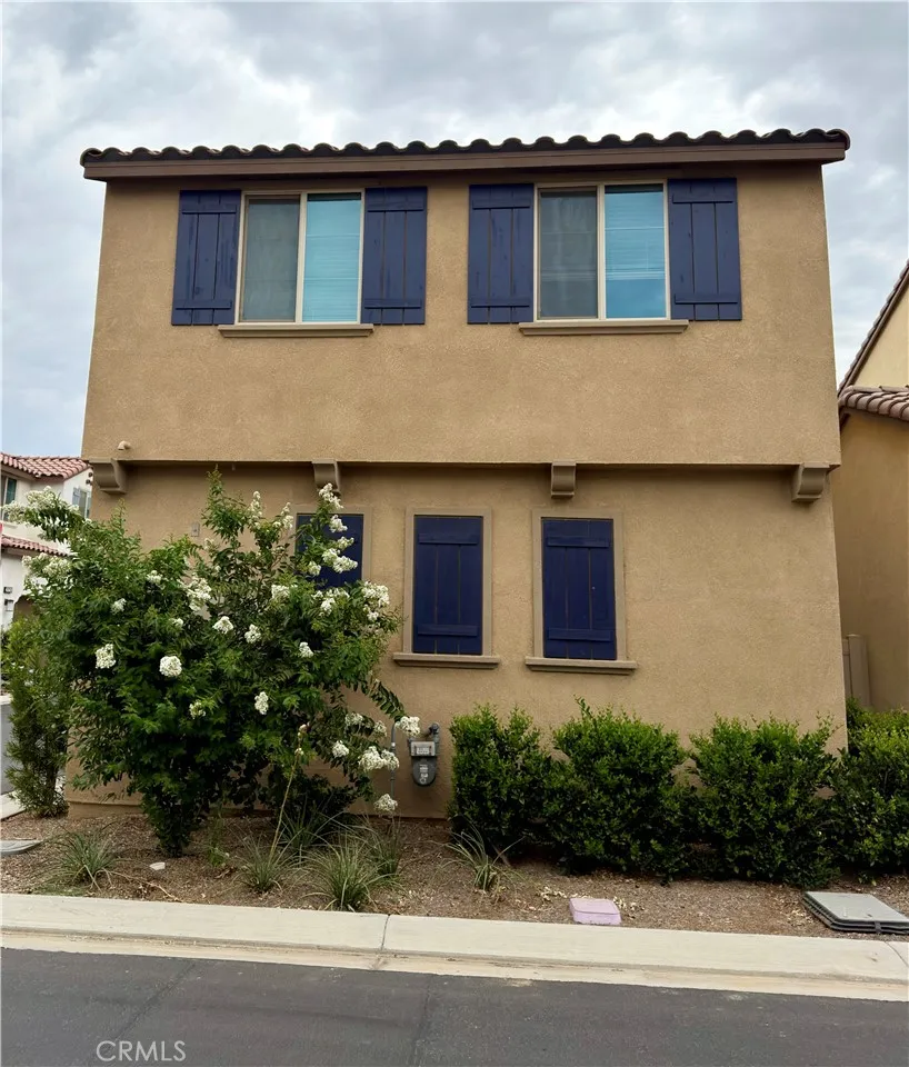 29346 Bovenzi Winchester, CA 92596