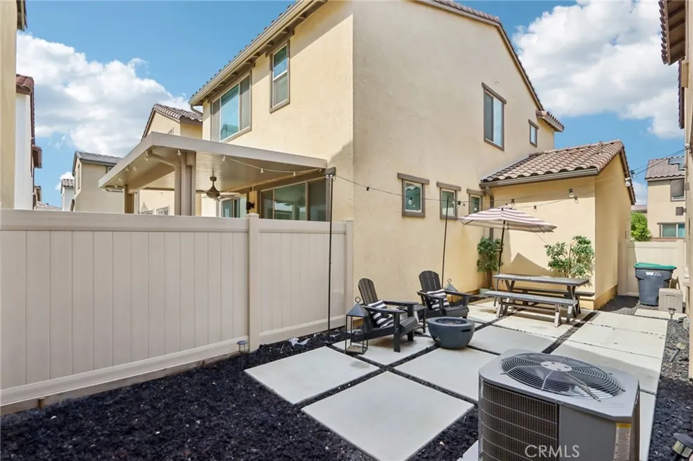 29346 Bovenzi Winchester, CA 92596