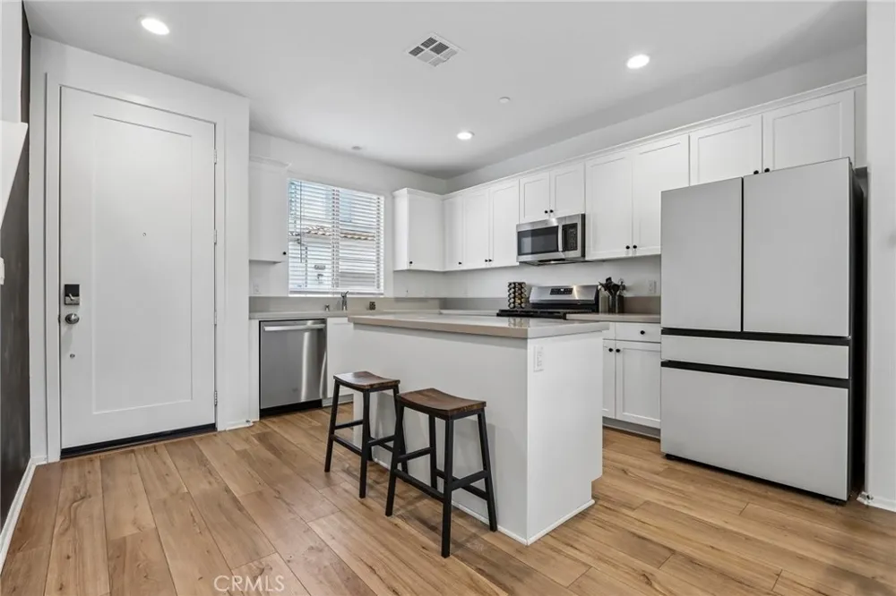 29346 Bovenzi Winchester, CA 92596