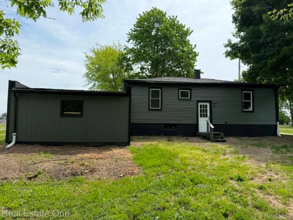 3585 Marcus Street Deckerville Village, MI 48427