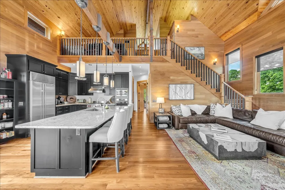 858 Harbor Green Pl Sparta, TN 38583
