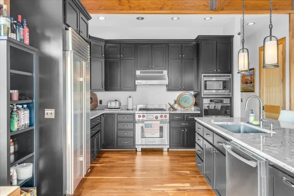 858 Harbor Green Pl Sparta, TN 38583