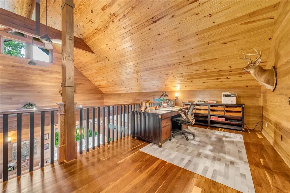 858 Harbor Green Pl Sparta, TN 38583