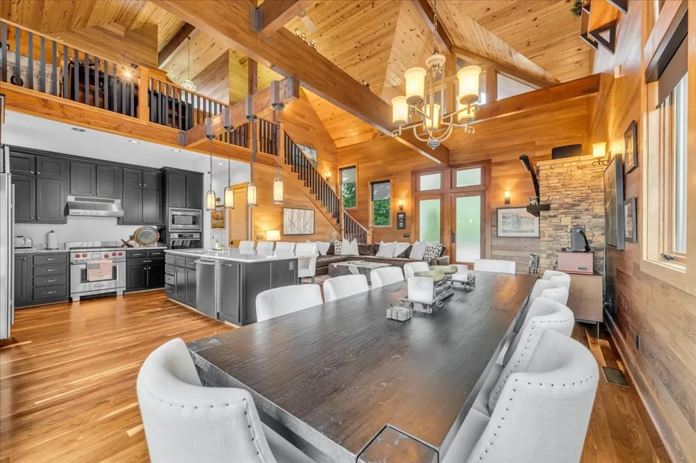 858 Harbor Green Pl Sparta, TN 38583