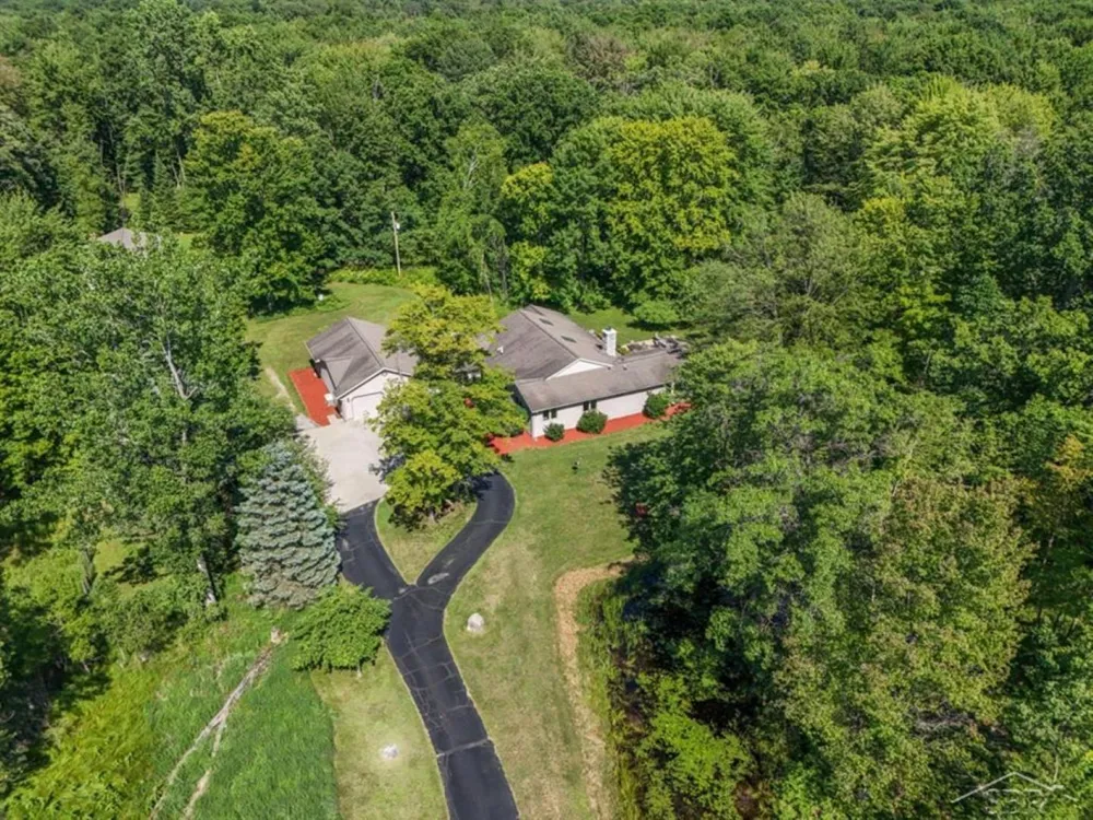 457 E Mier Road Lincoln Township, MI 48657