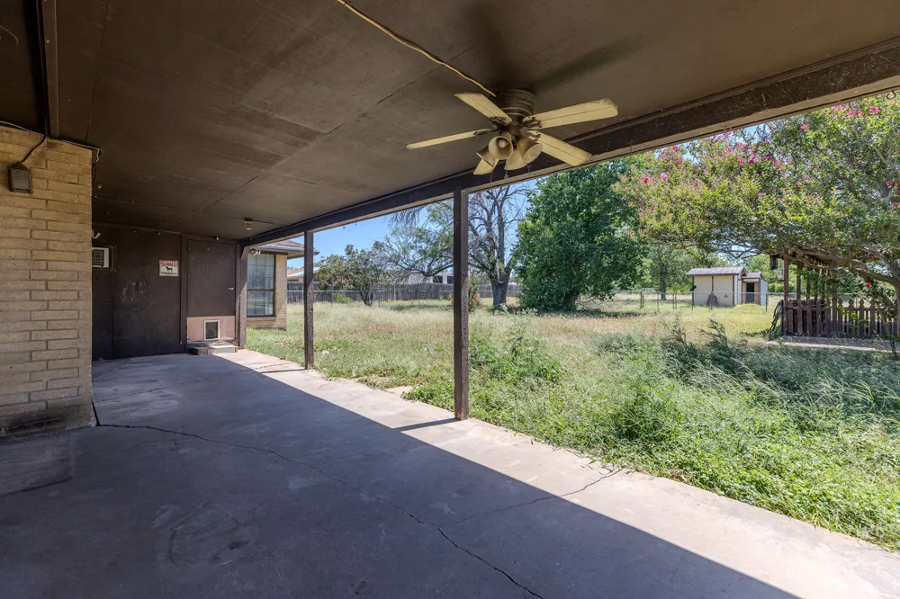 12409 Lowden Lane Manchaca, TX 78652