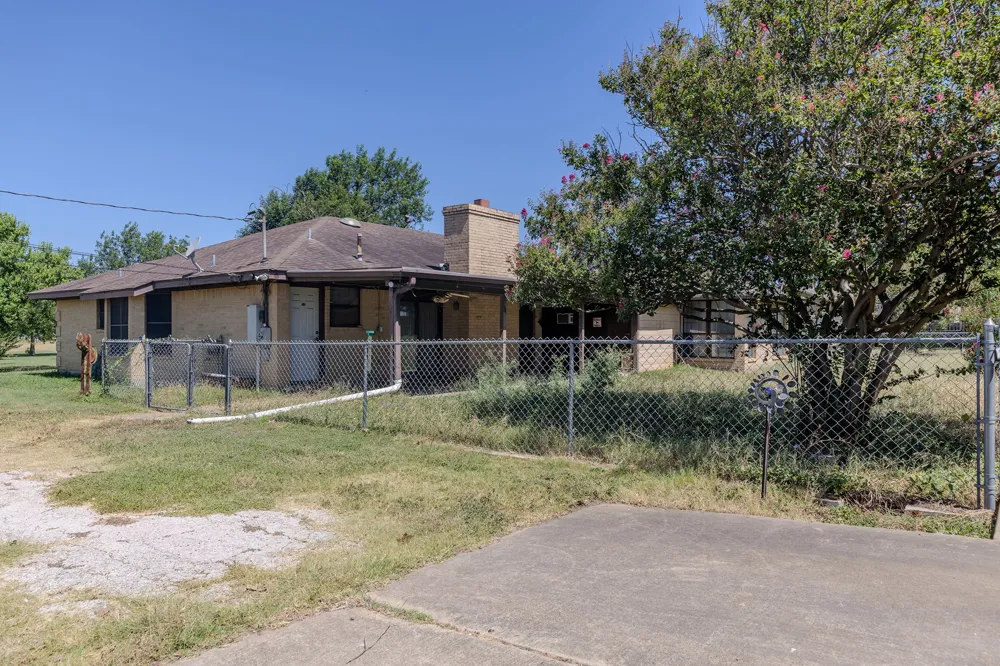 12409 Lowden Lane Manchaca, TX 78652