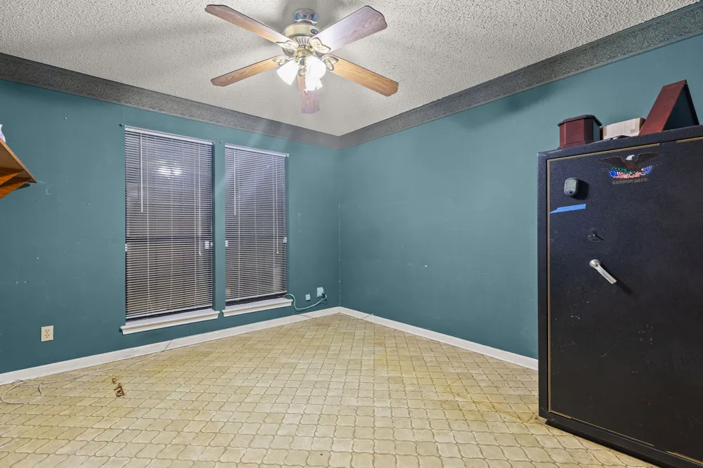 12409 Lowden Lane Manchaca, TX 78652