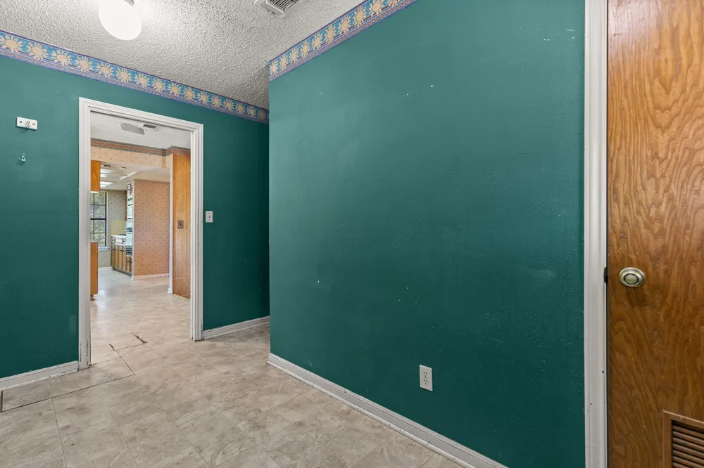 12409 Lowden Lane Manchaca, TX 78652
