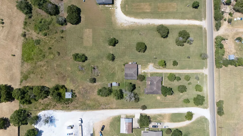 12409 Lowden Lane Manchaca, TX 78652