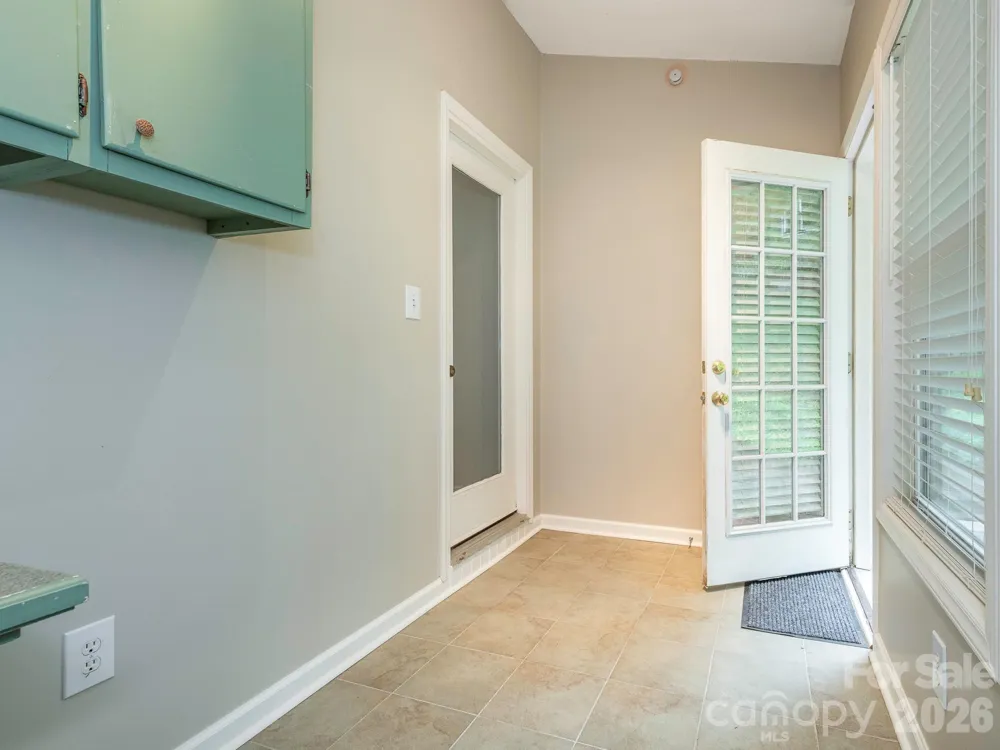 1005 Kenilworth Court NW Concord, NC 28027