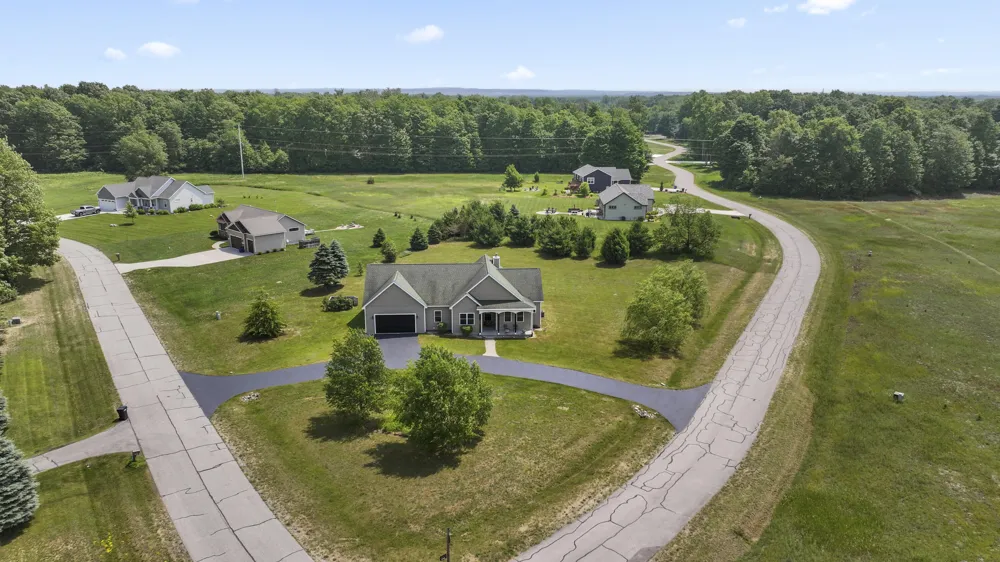 18863 Meadowlark Road Thompsonville, MI 49683
