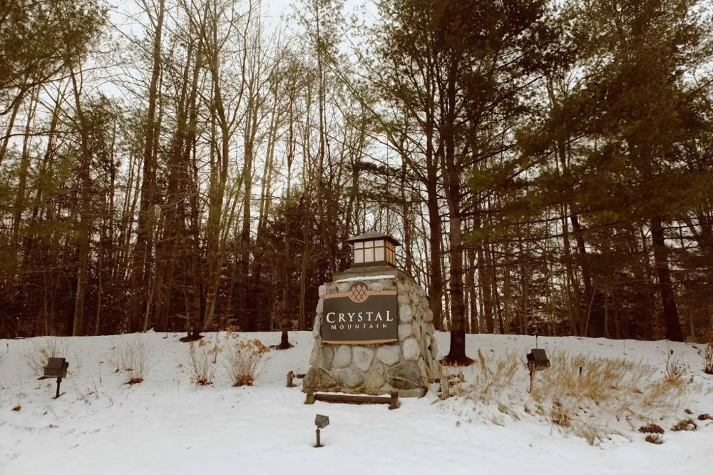 18863 Meadowlark Road Thompsonville, MI 49683