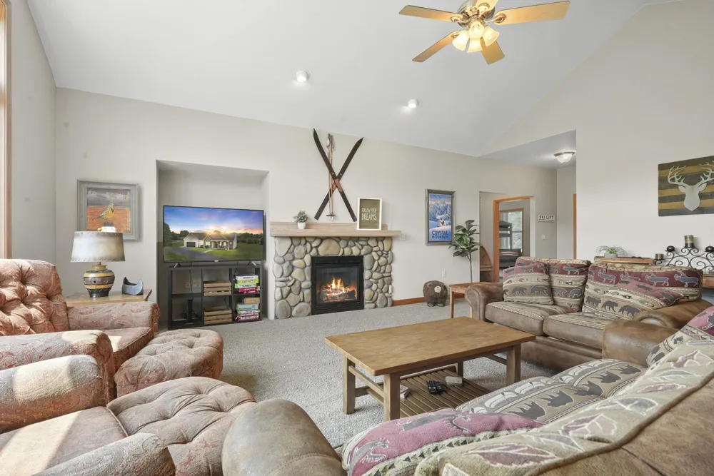 18863 Meadowlark Road Thompsonville, MI 49683