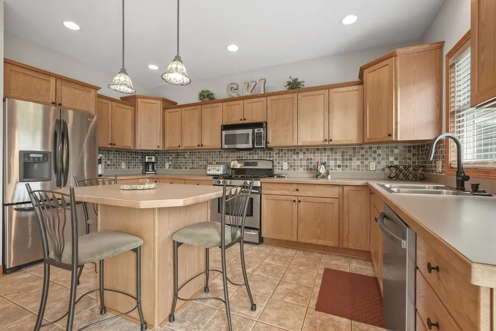 18863 Meadowlark Road Thompsonville, MI 49683