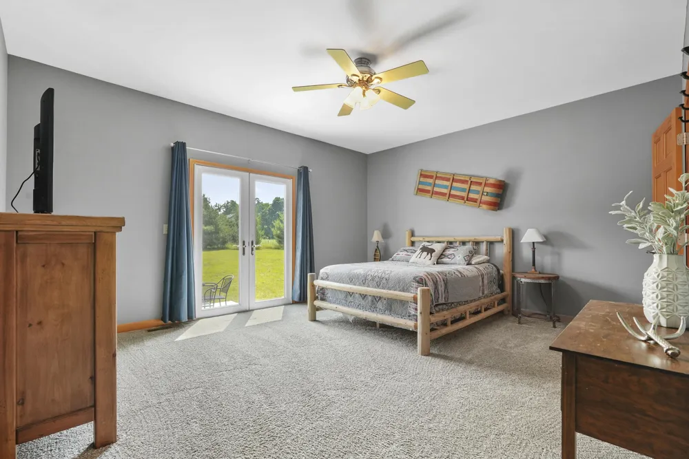 18863 Meadowlark Road Thompsonville, MI 49683