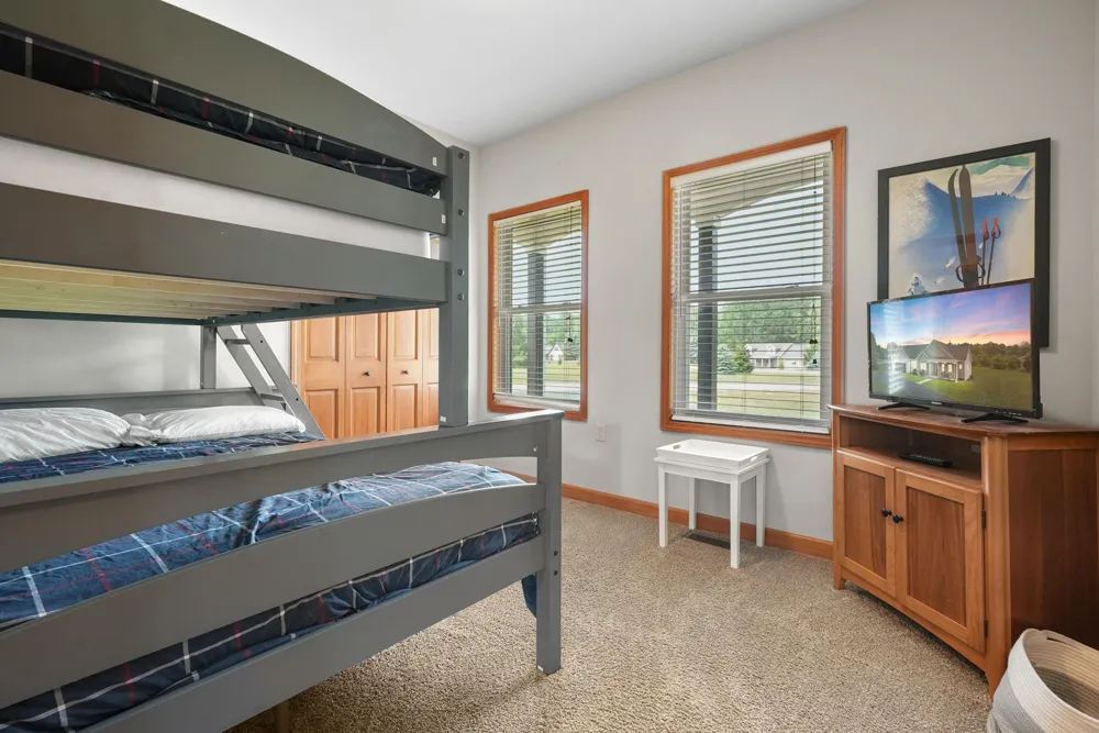 18863 Meadowlark Road Thompsonville, MI 49683
