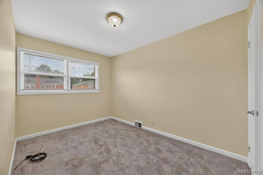 2492 Ackley Avenue Westland City, MI 48186