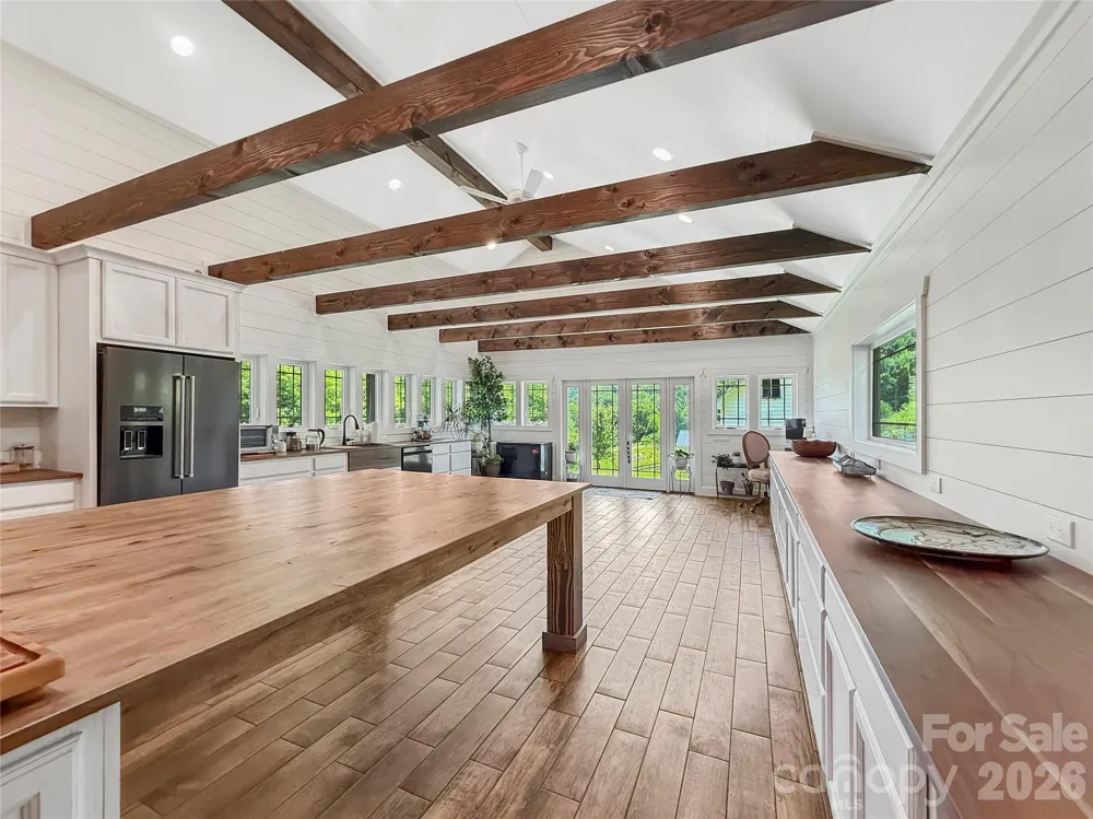 419 Fletcher Branch Road Vilas, NC 28692