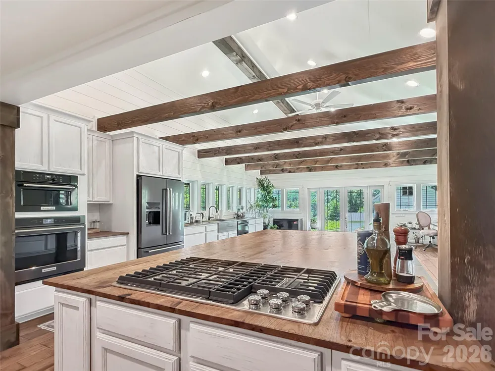 419 Fletcher Branch Road Vilas, NC 28692