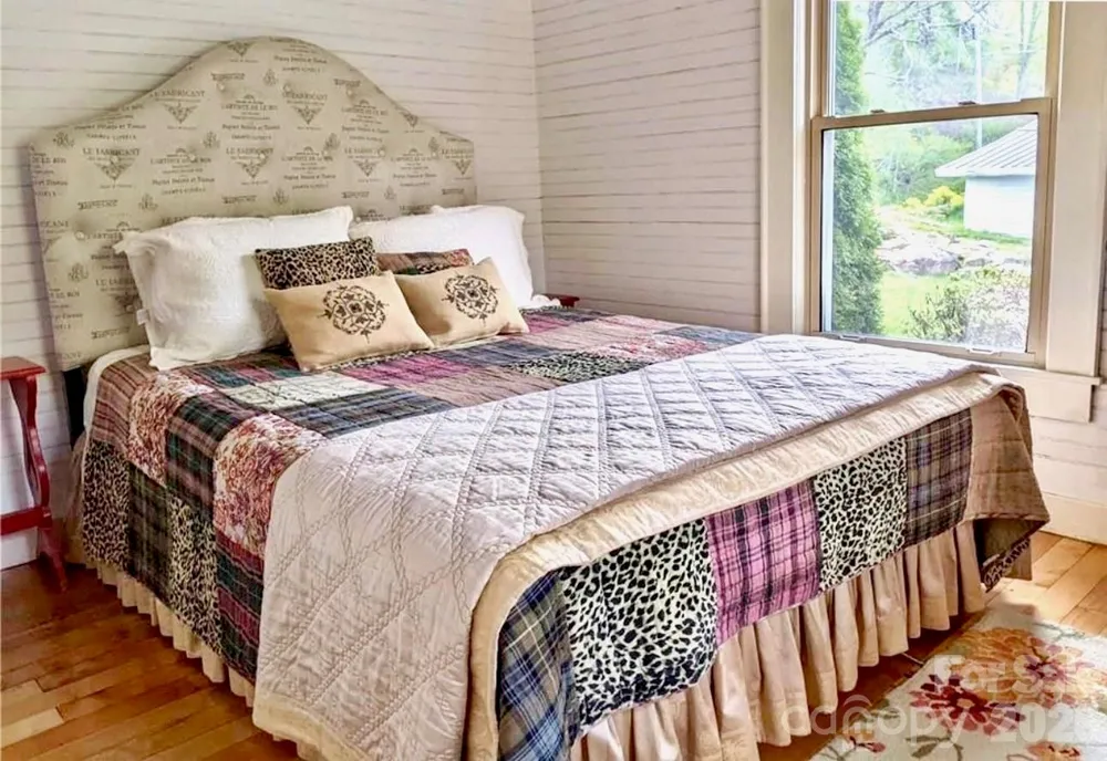 419 Fletcher Branch Road Vilas, NC 28692