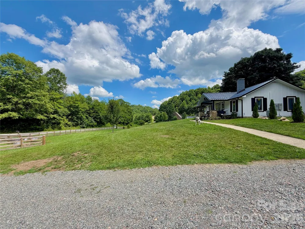 419 Fletcher Branch Road Vilas, NC 28692