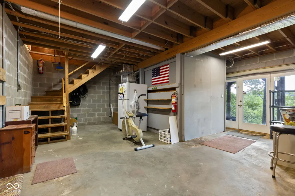 159 Redbud Lane Nashville, IN 47448