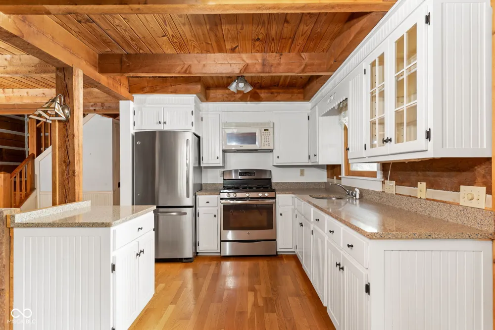 159 Redbud Lane Nashville, IN 47448